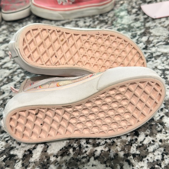 Light pink glitter hightop unicorn vans - Picture 6 of 7